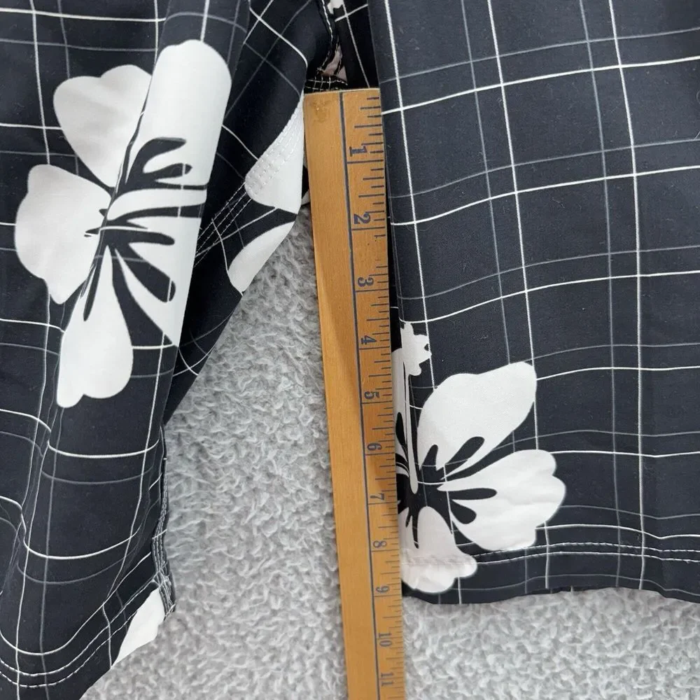 Panama Jack‎ Mens 32 Black White Floral Swim Trunks Board Shorts Hawaiian Island